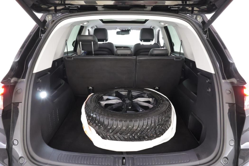 MAXUS Euniq 6 2022