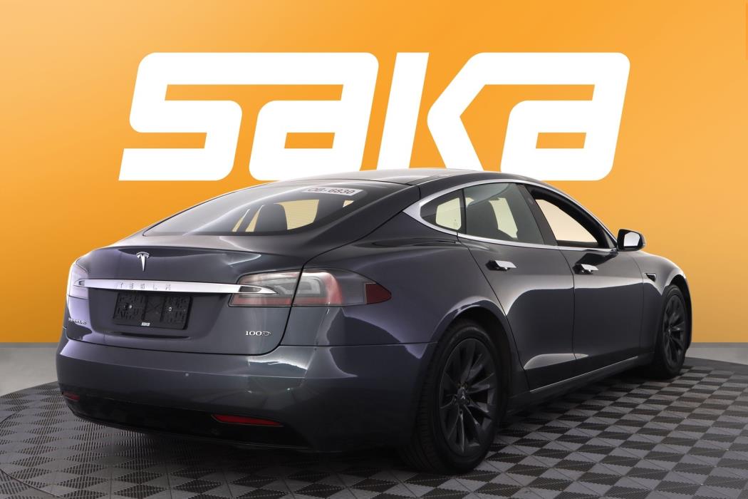 TESLA Model S 2019
