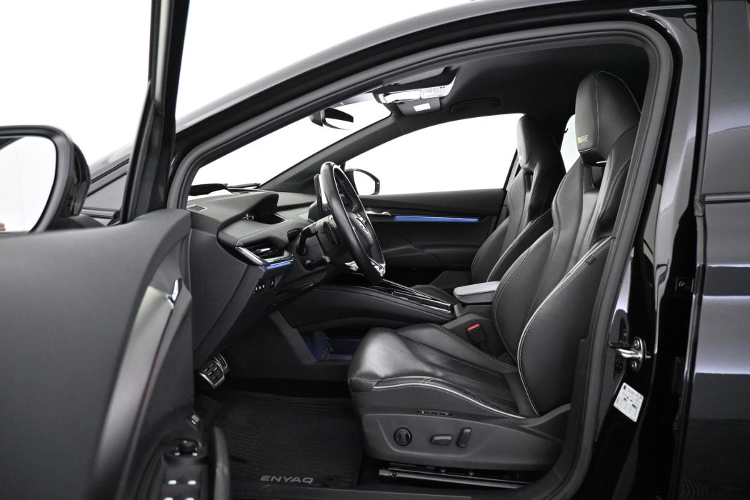 SKODA Enyaq 2023