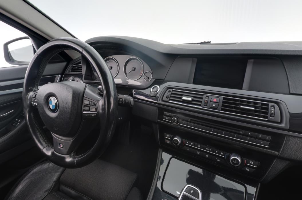 BMW 530 2011