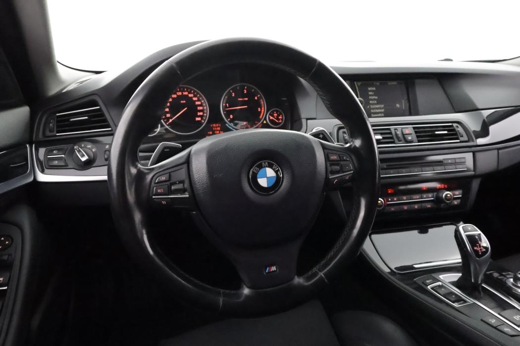 BMW 530 2011