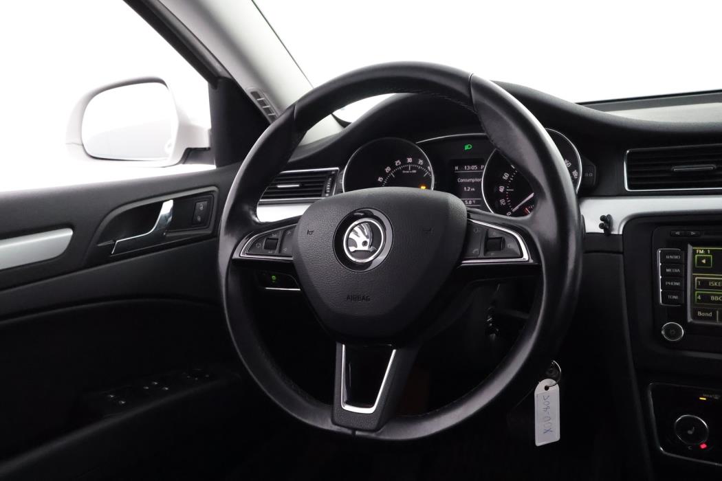 SKODA Superb 2014