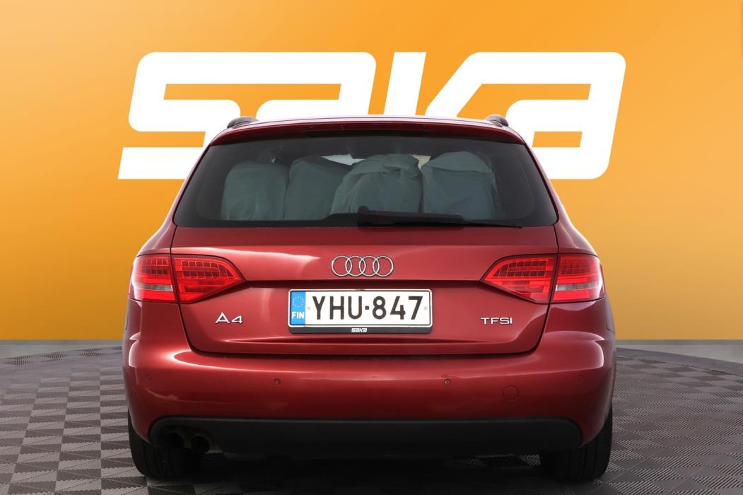 AUDI A4 2012