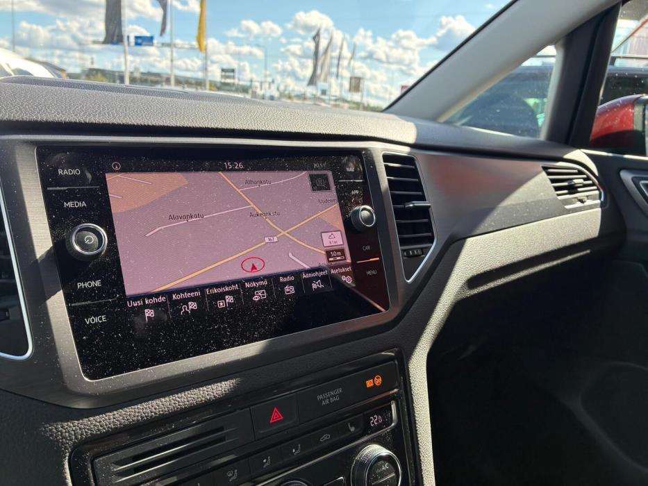 VOLKSWAGEN Golf Sportsvan 2018