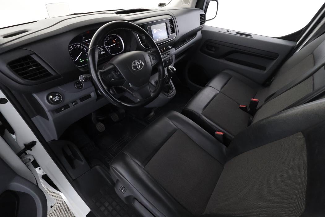 TOYOTA Proace 2022