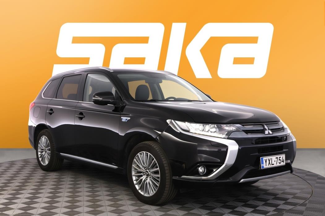 MITSUBISHI OUTLANDER PHEV 2016