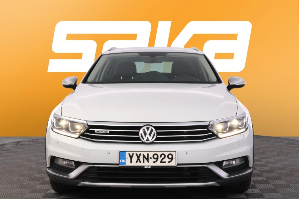 VOLKSWAGEN Passat 2016