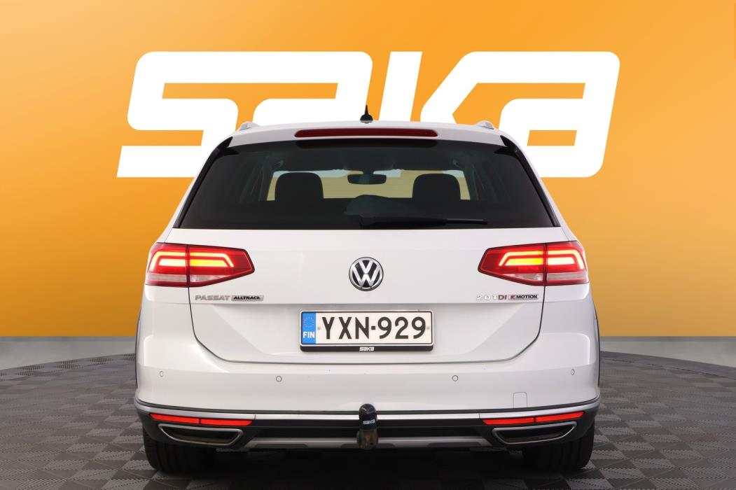 VOLKSWAGEN Passat 2016