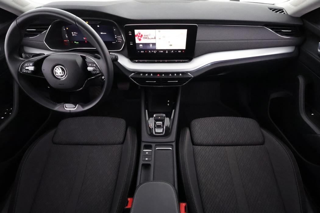 SKODA Octavia 2024