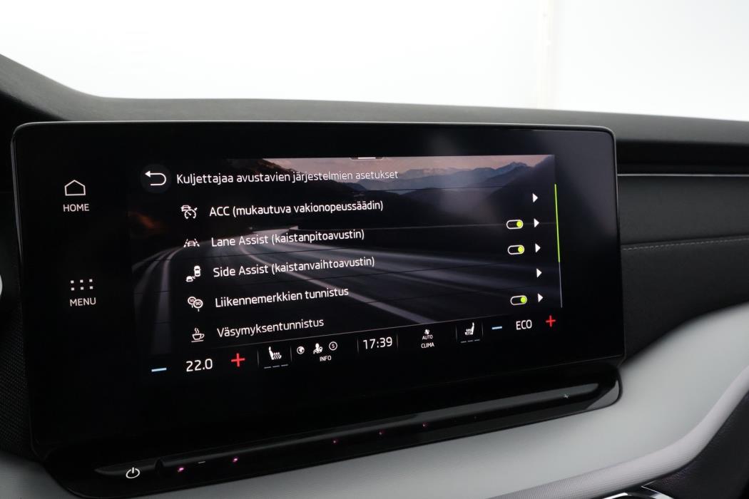 SKODA Octavia 2024