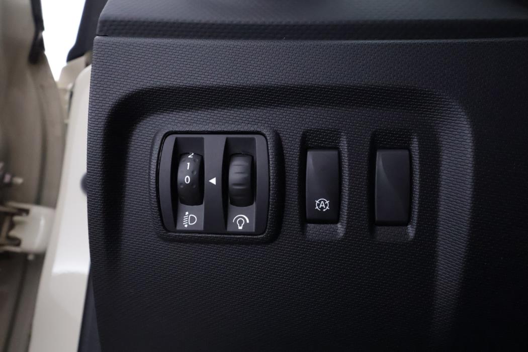 RENAULT Captur 2015