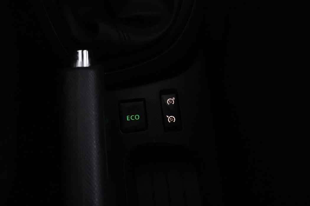RENAULT Captur 2015
