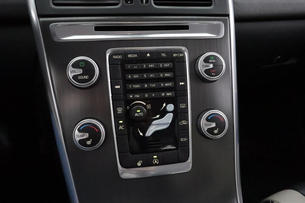 VOLVO XC60 2016