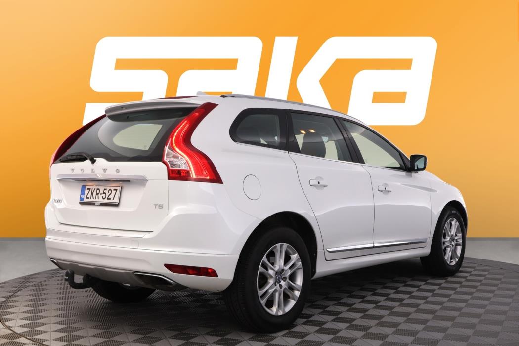 VOLVO XC60 2016