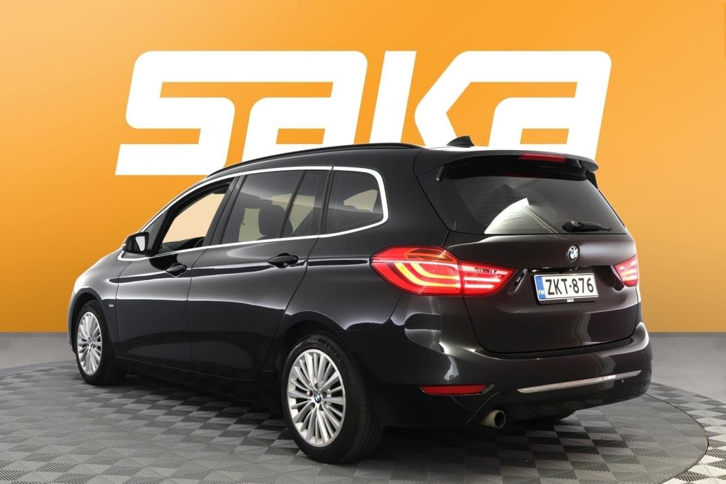 BMW 218 2016