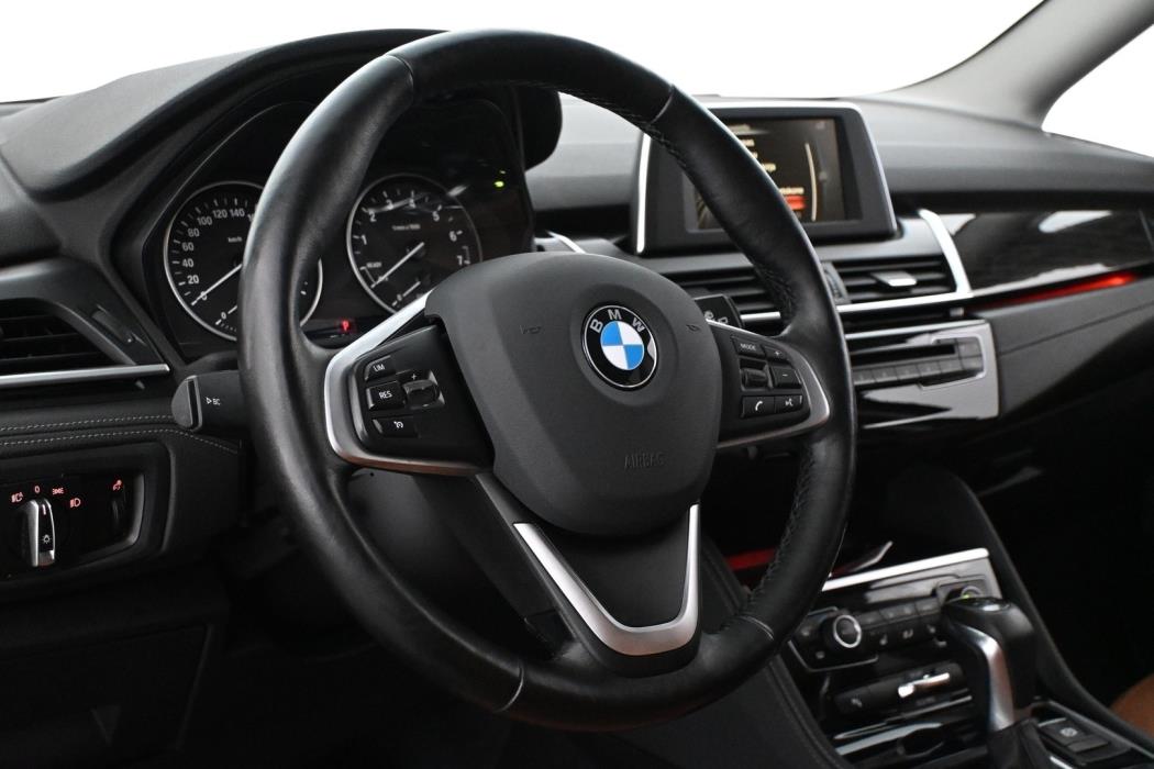 BMW 218 2016