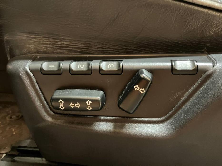 VOLVO XC90 2005