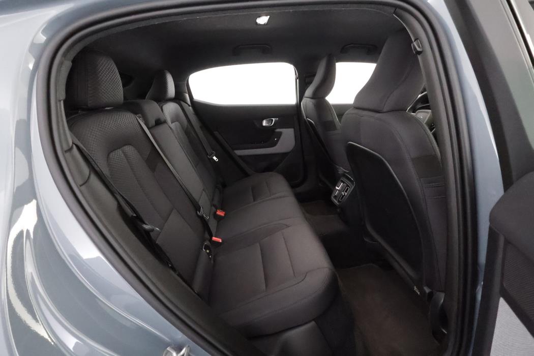 POLESTAR 2 2023