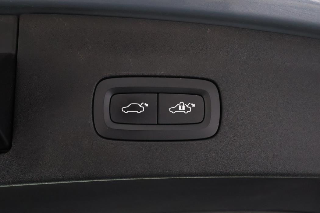 POLESTAR 2 2023