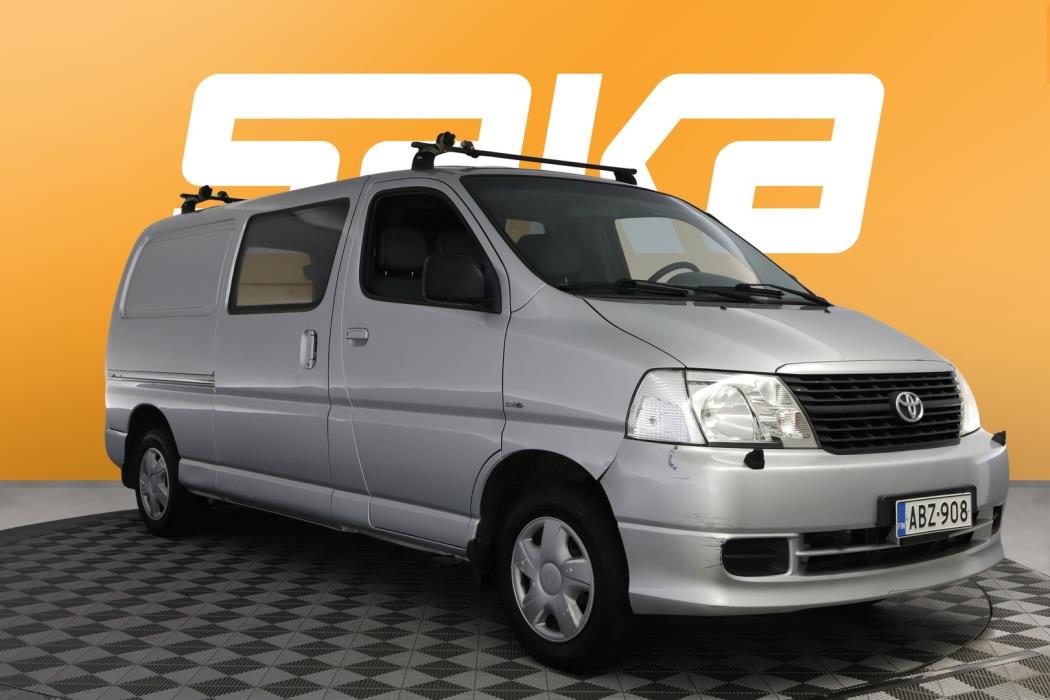 TOYOTA Hiace 2009