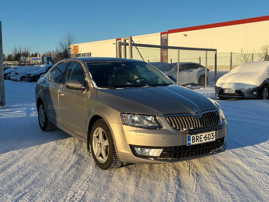 SKODA Octavia 2013