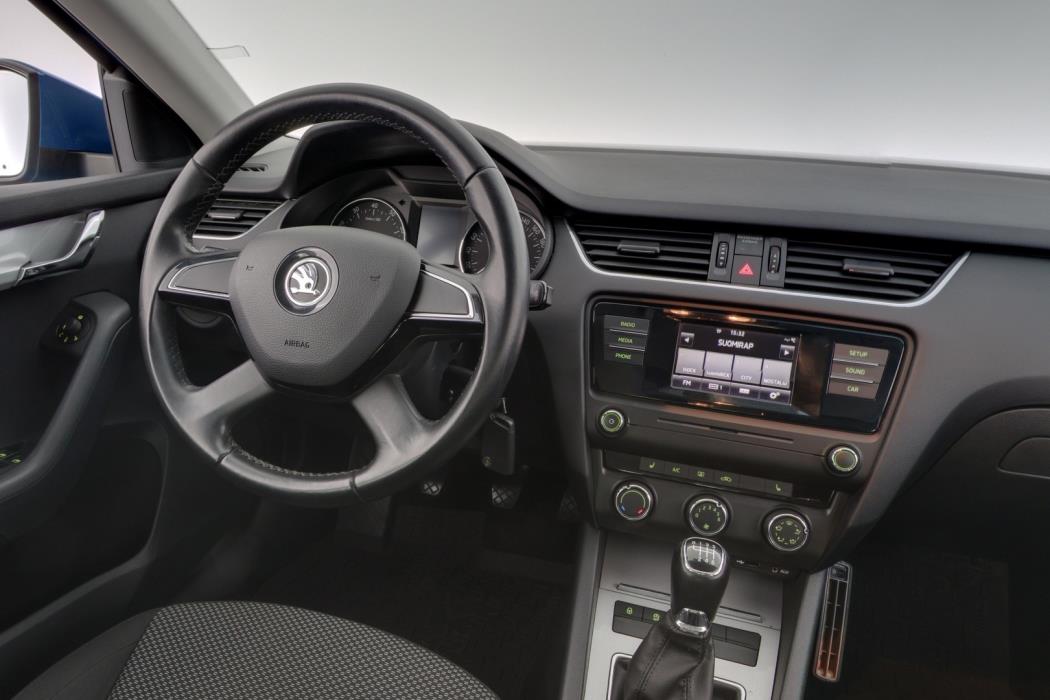 SKODA Octavia 2015