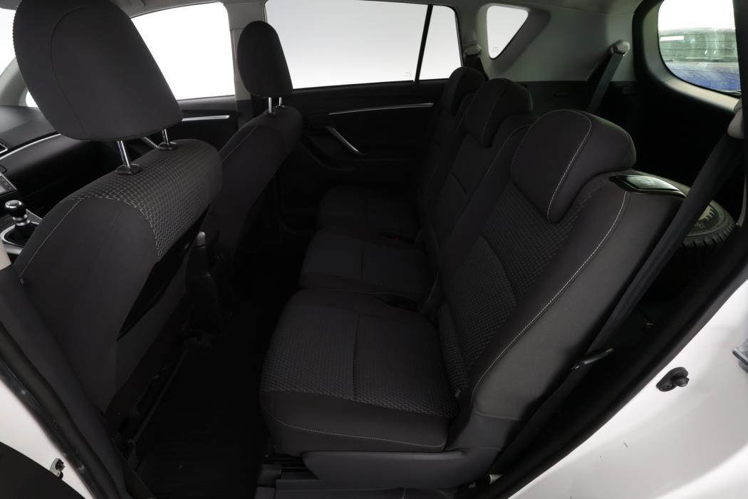 TOYOTA Verso 2015