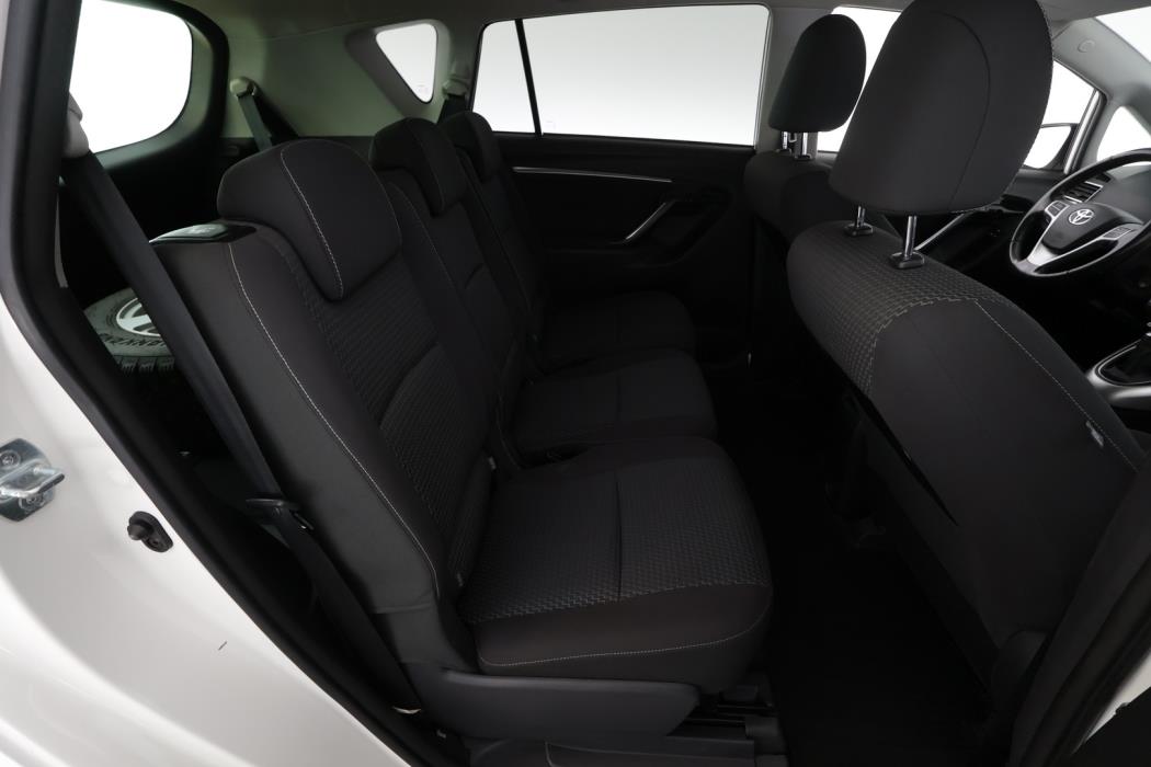 TOYOTA Verso 2015