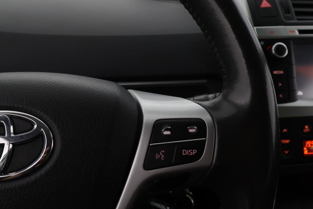 TOYOTA Verso 2015