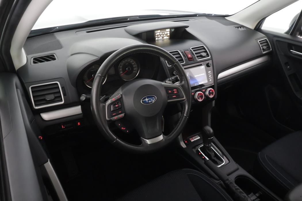 SUBARU Forester 2015
