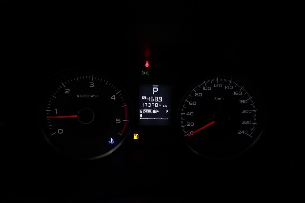 SUBARU Forester 2015