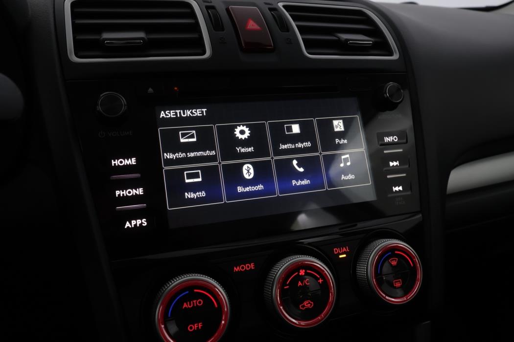 SUBARU Forester 2015