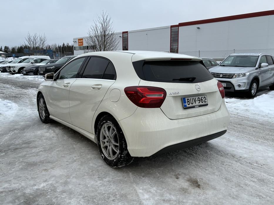 MERCEDES-BENZ A 2017