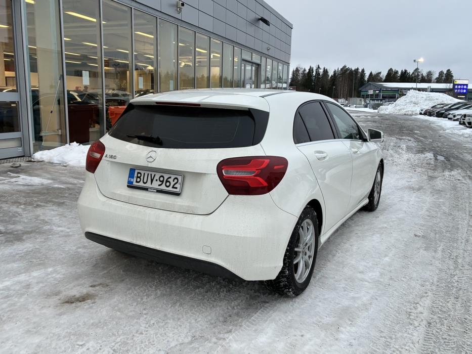 MERCEDES-BENZ A 2017