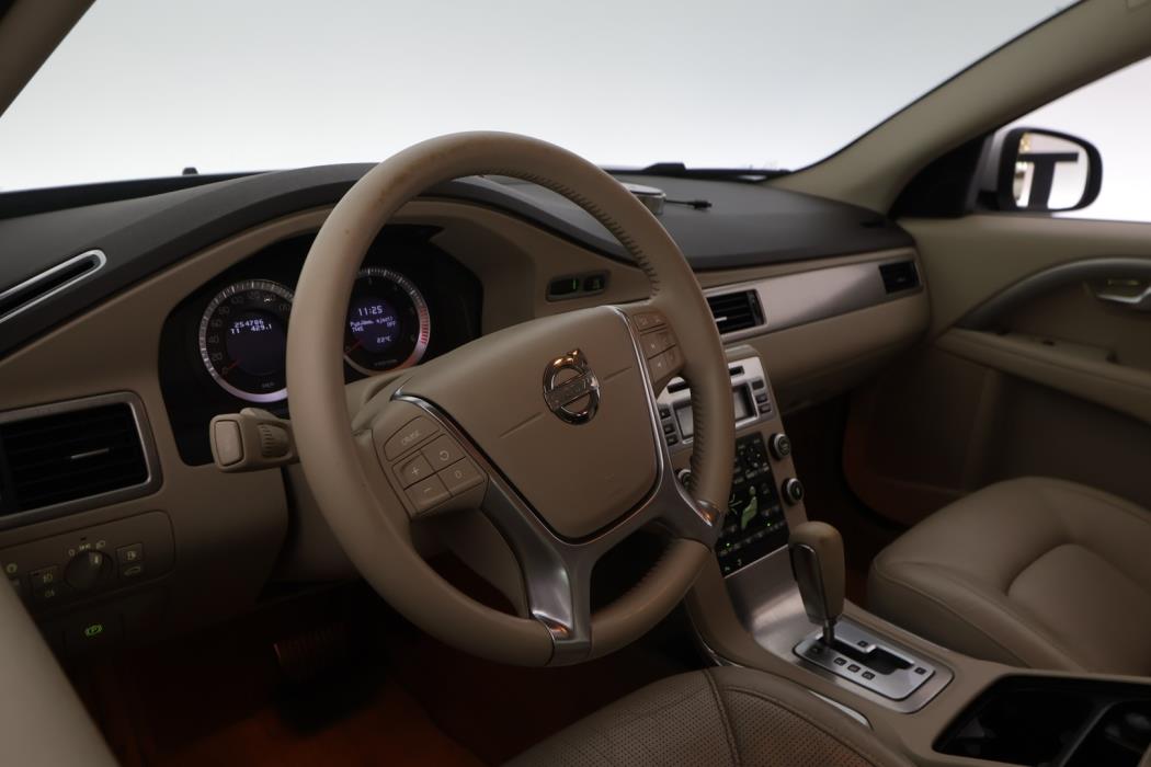 VOLVO S80 2011