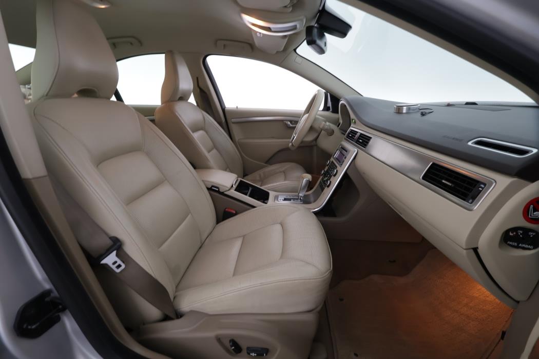 VOLVO S80 2011