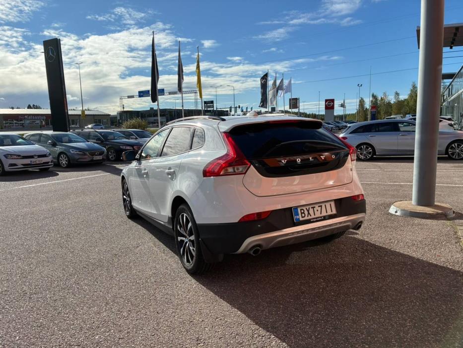 VOLVO V40 Cross Country 2019