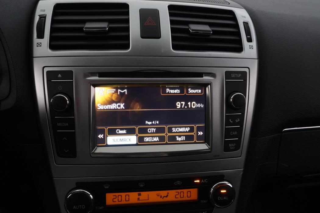 TOYOTA Avensis 2014