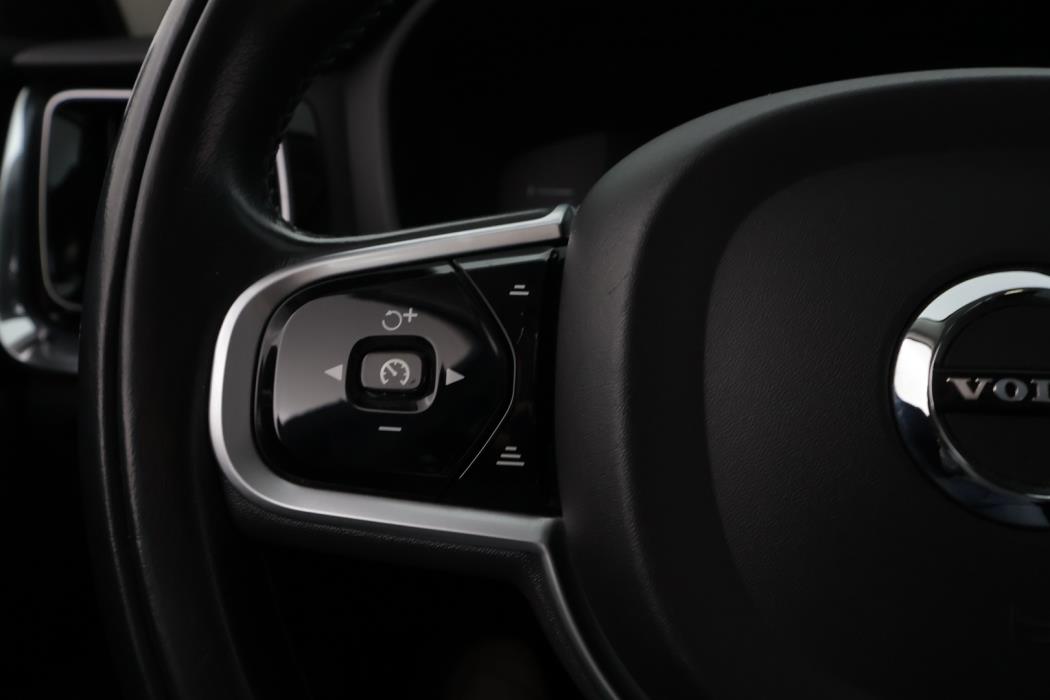 VOLVO V60 2019
