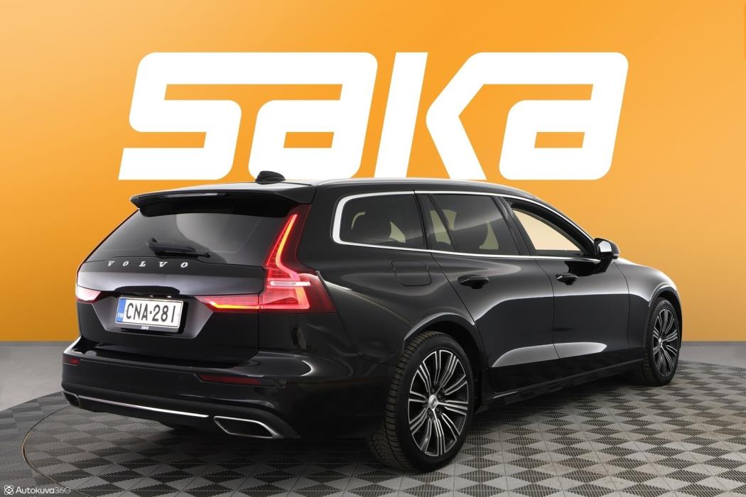 VOLVO V60 2020