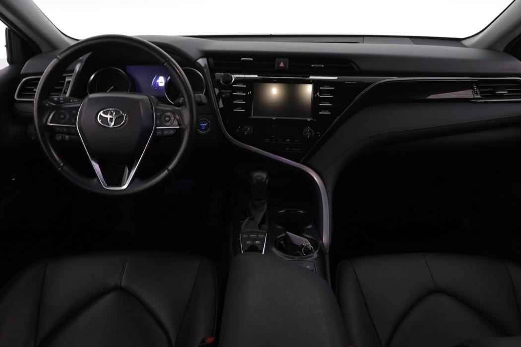 TOYOTA Camry 2019