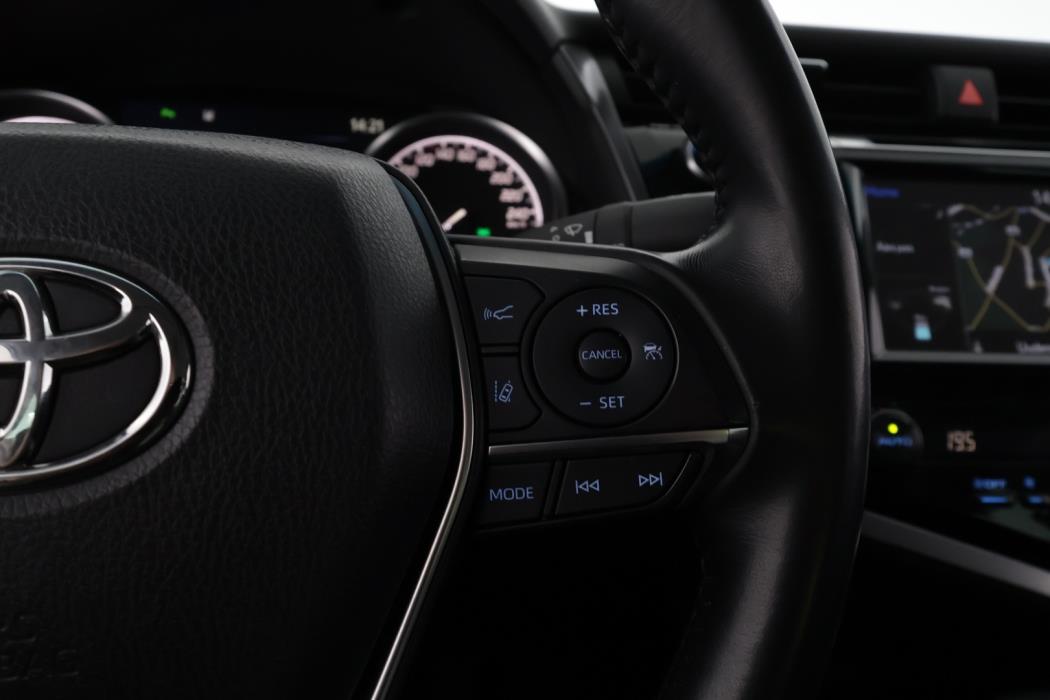 TOYOTA Camry 2019
