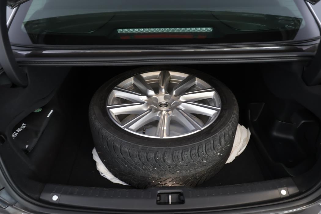VOLVO S90 2021