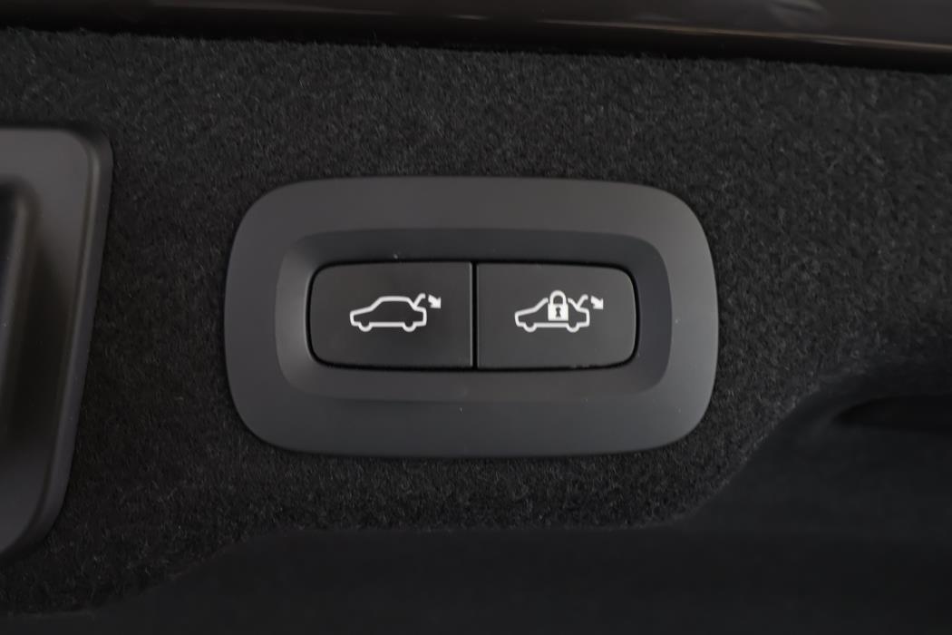VOLVO S90 2021