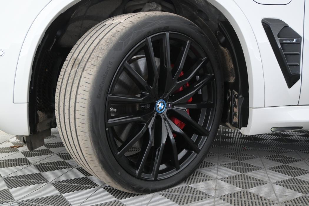 BMW X5 2024
