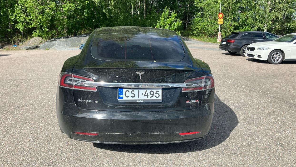 TESLA Model S 2019