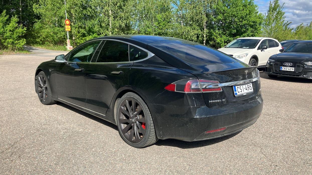TESLA Model S 2019