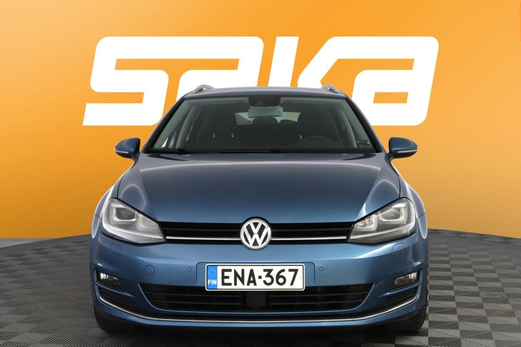 VOLKSWAGEN Golf 2015