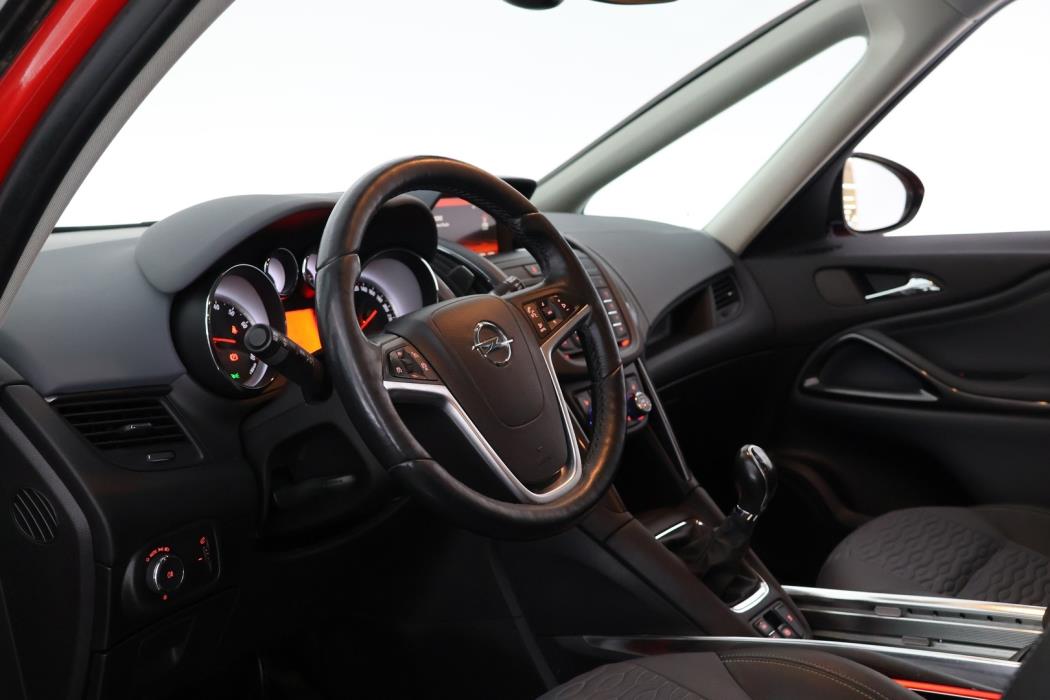 OPEL Zafira Tourer 2015