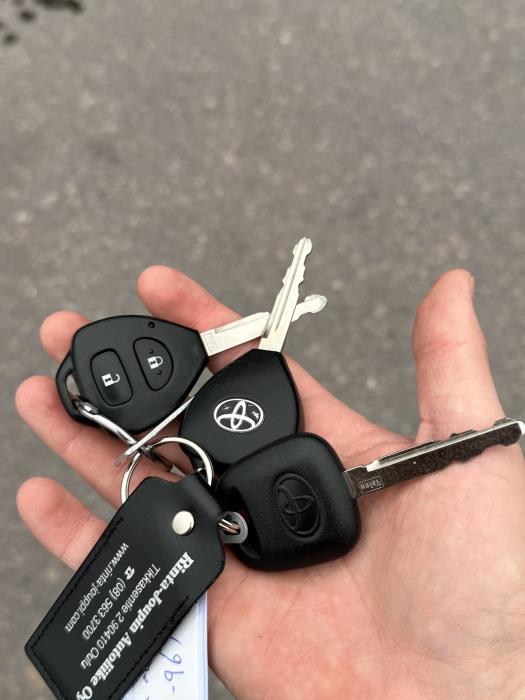 TOYOTA auris 2011